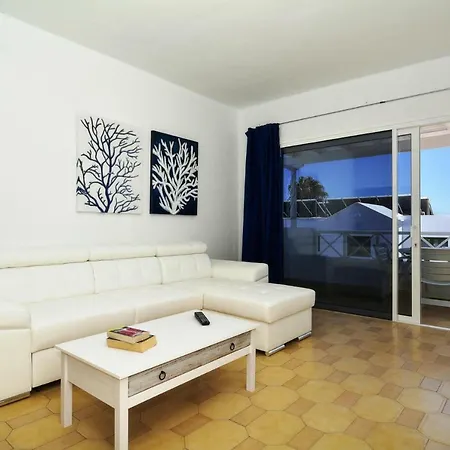 Holiday Flat Puerto Del Carmen - Ace021016-ayc Пуерто-дель-Кармен